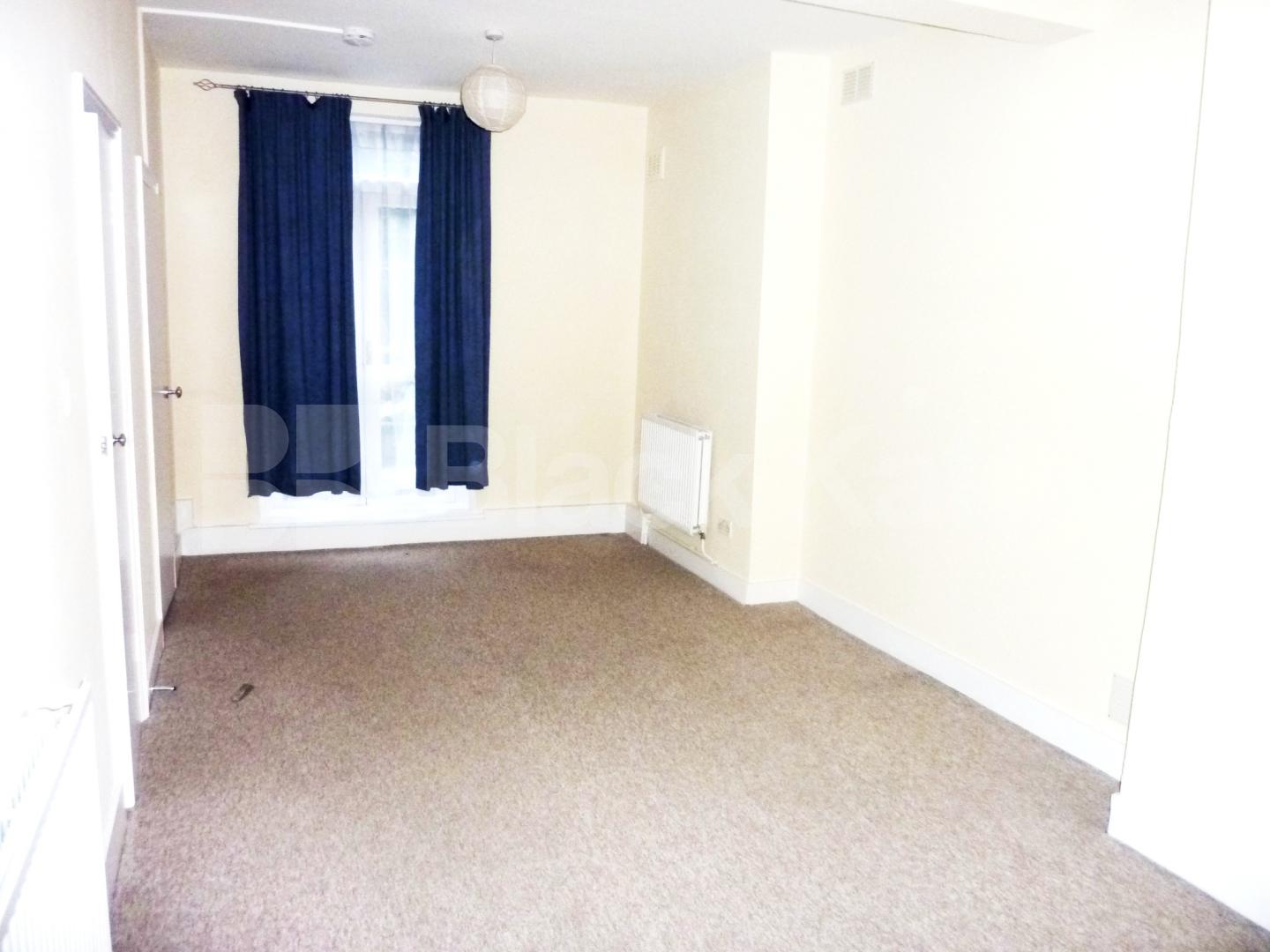 			NEW INSTRUCTION!, Studio Apartment, 1 bath, 1 reception Flat			 Acton Street, KINGS CROSS